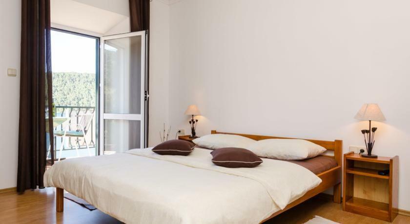 Apartments Linda Polače Extérieur photo